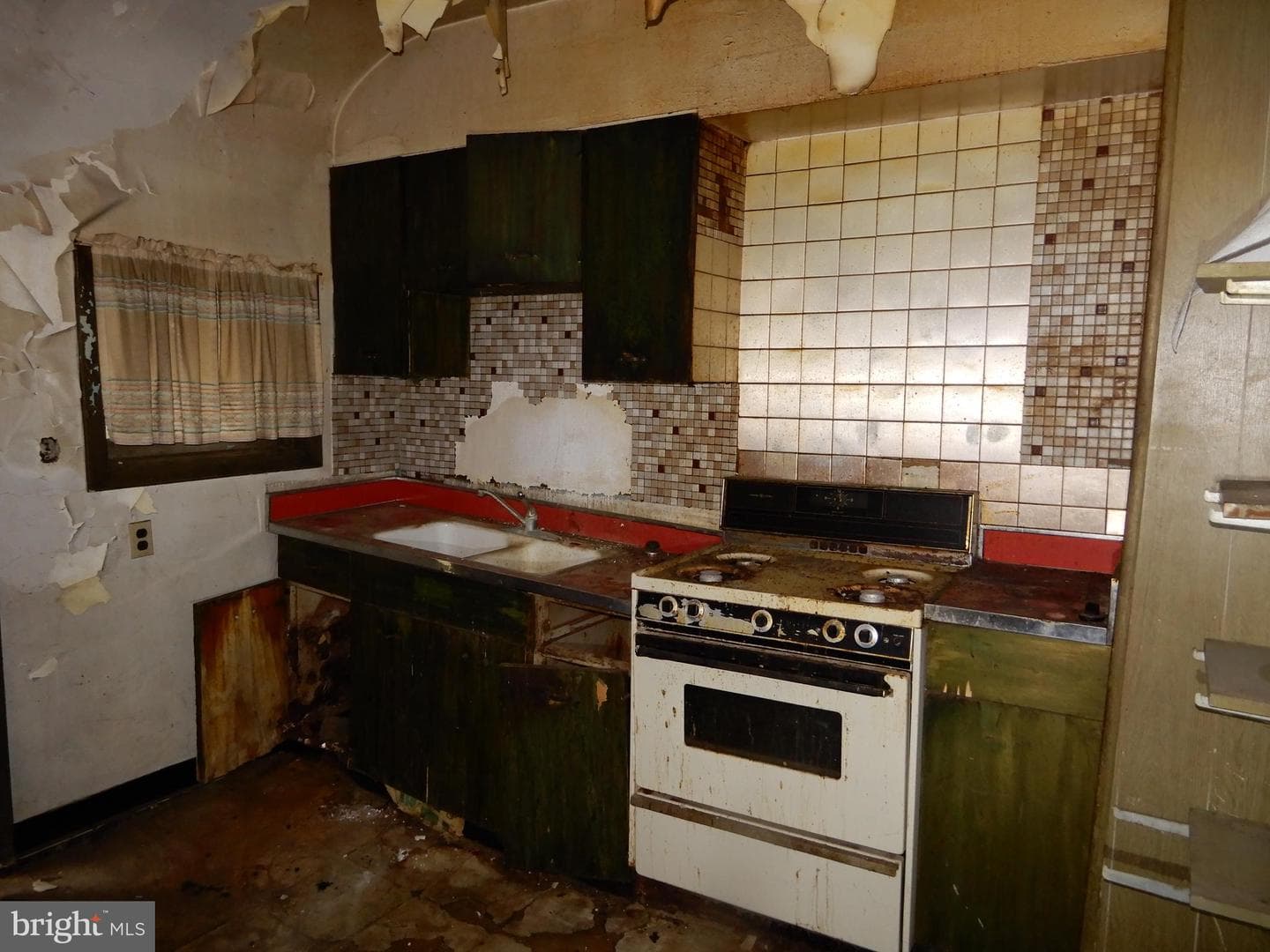 12009 Somerset Avenue photo 21