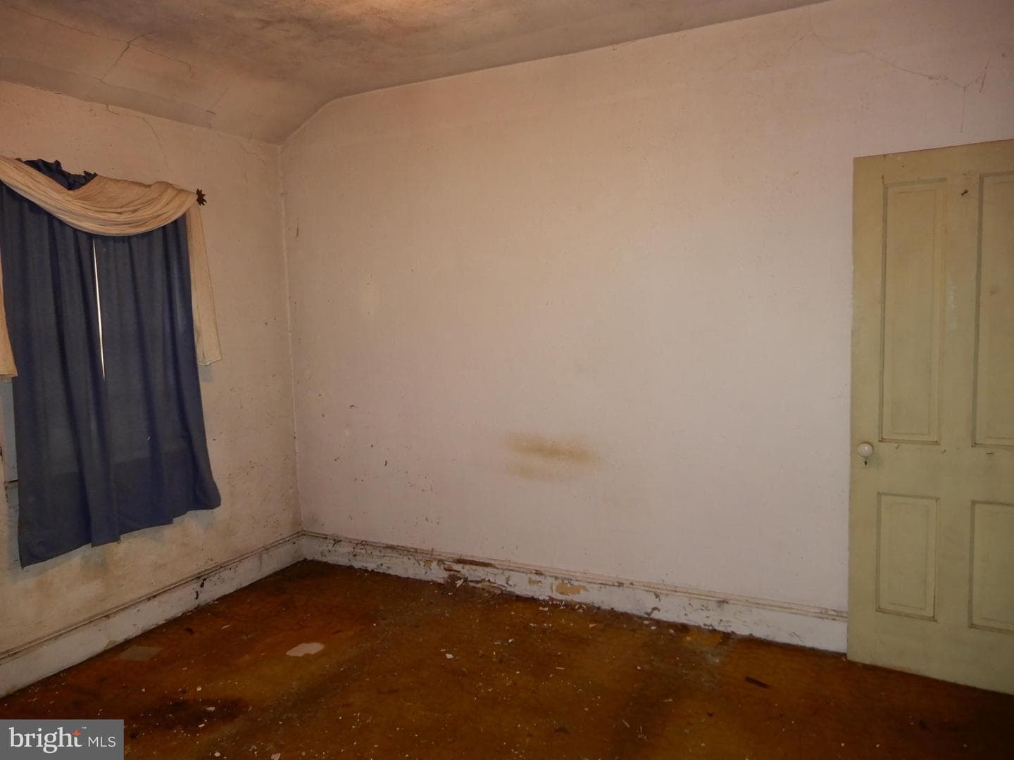 12009 Somerset Avenue photo 24
