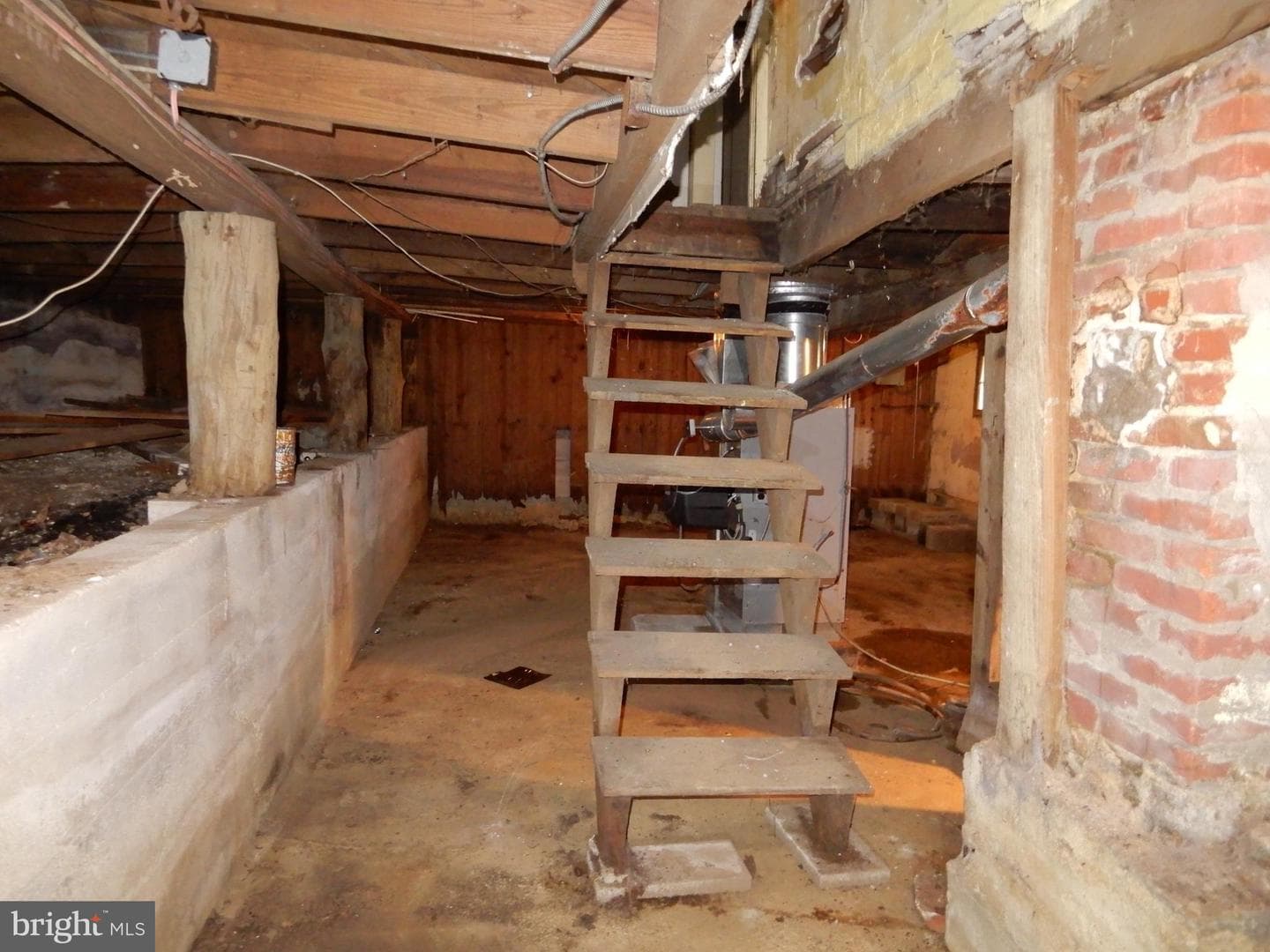12009 Somerset Avenue photo 38