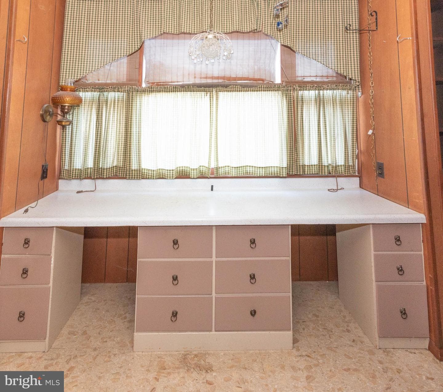 12111 Park Heights Avenue photo 11