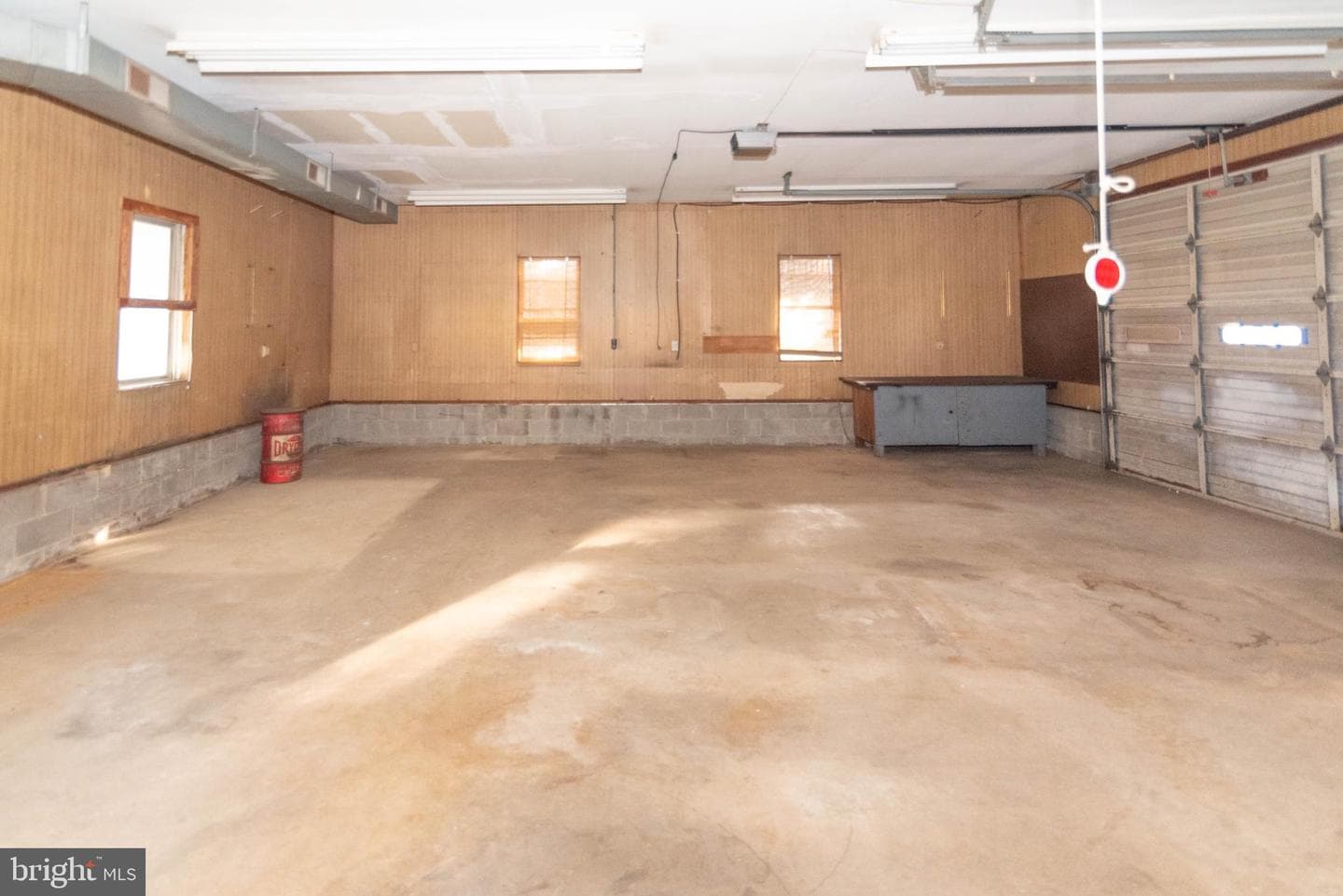 12111 Park Heights Avenue photo 13
