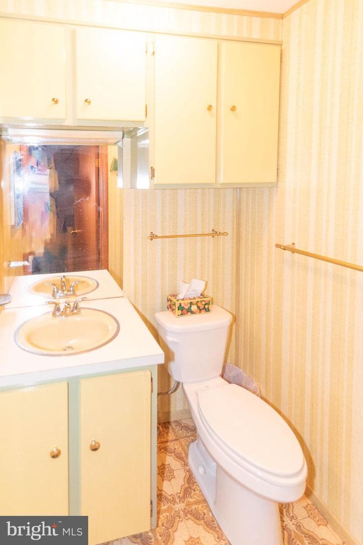 12111 Park Heights Avenue photo 16