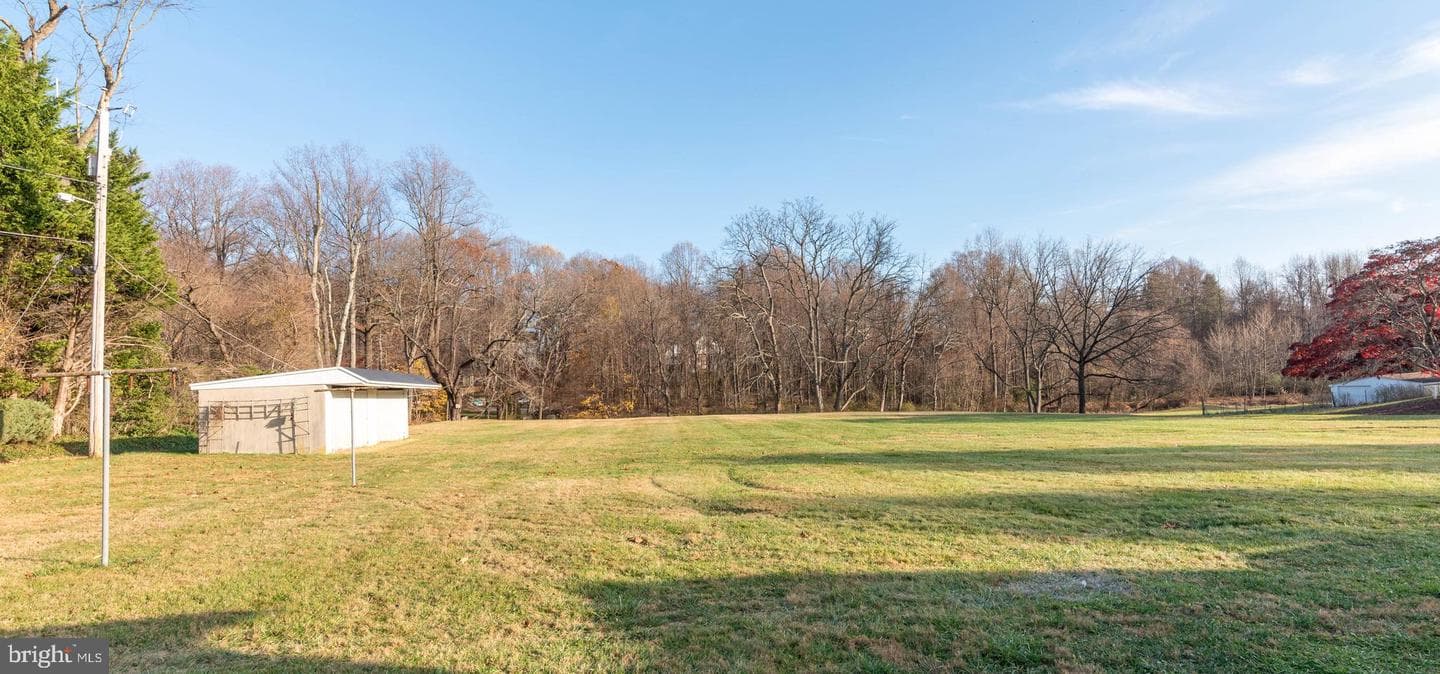 12111 Park Heights Avenue photo 33