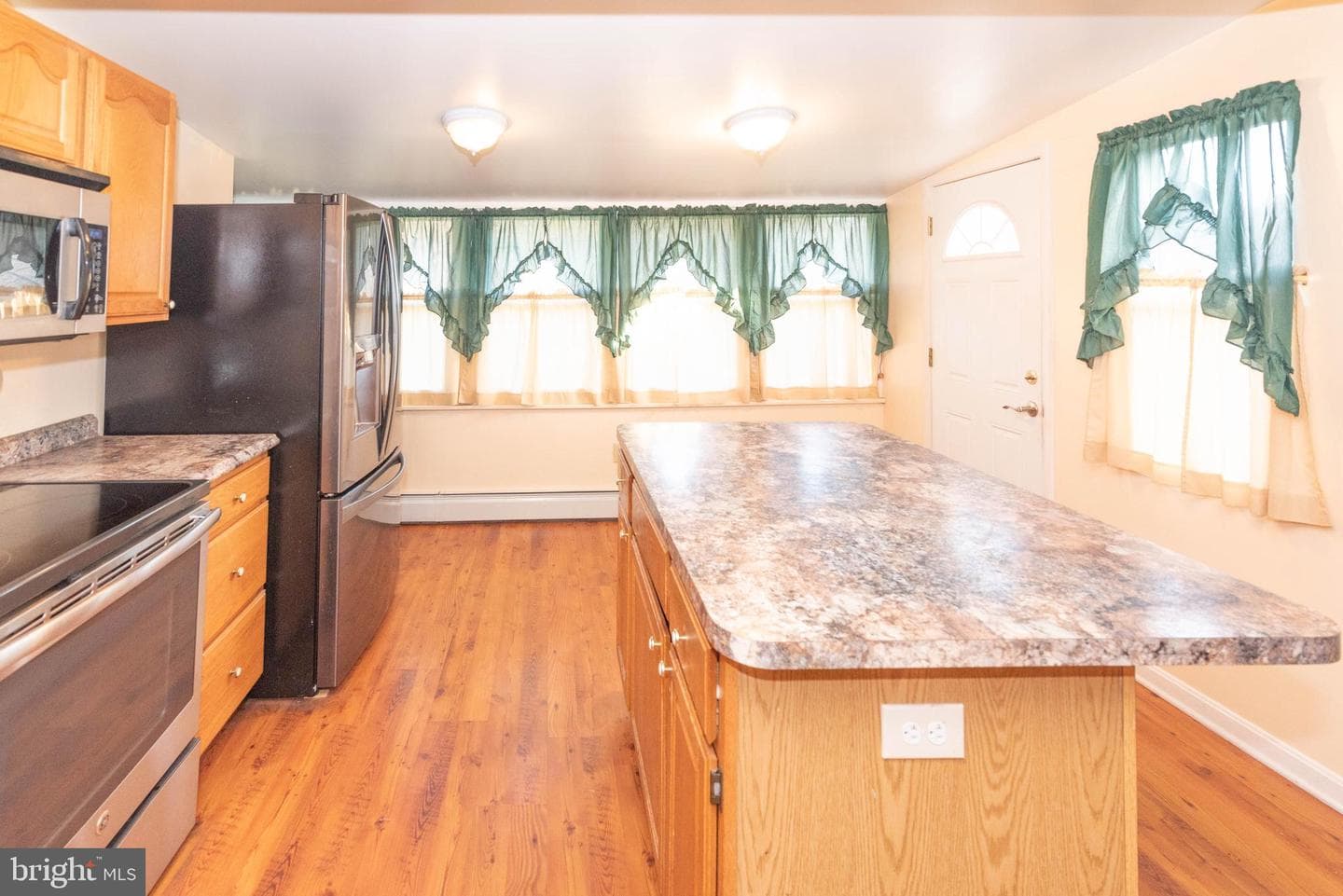 12111 Park Heights Avenue photo 8