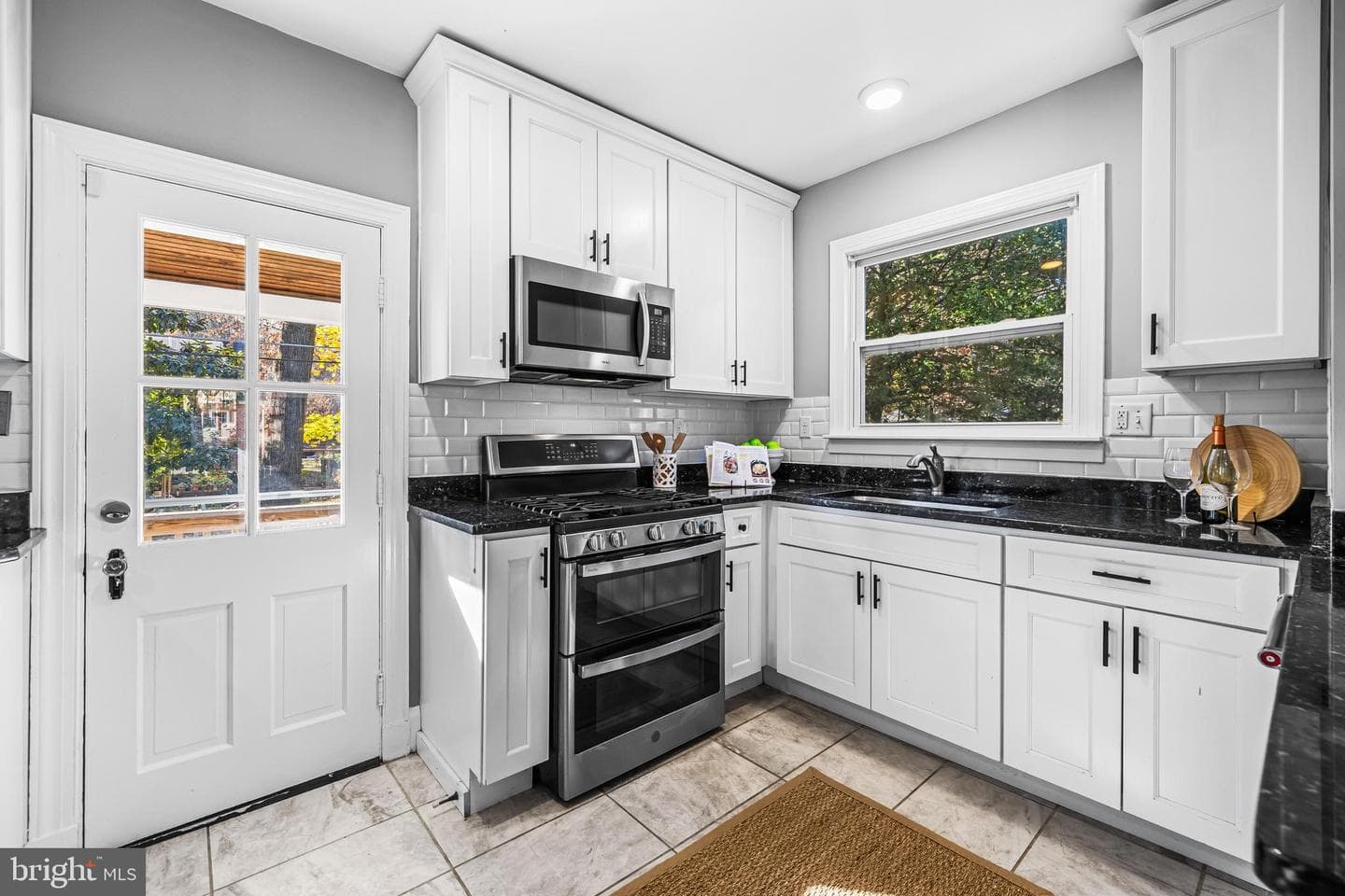 727 Dunkirk Road photo 14