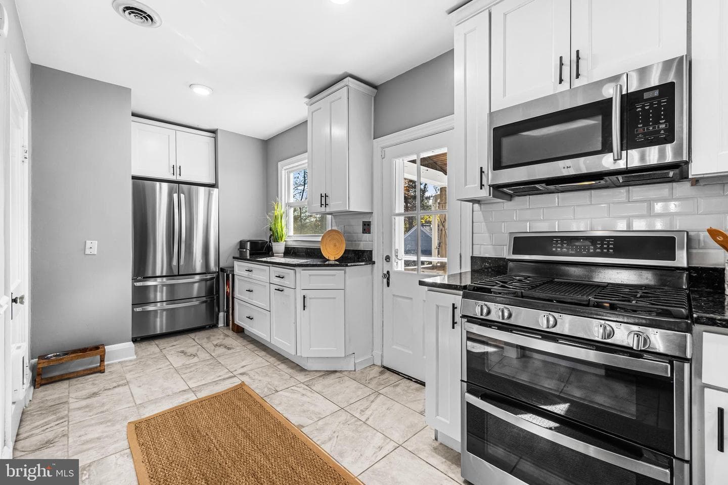 727 Dunkirk Road photo 15