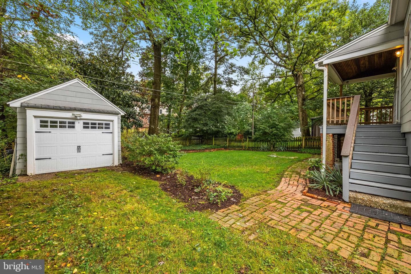 727 Dunkirk Road photo 41