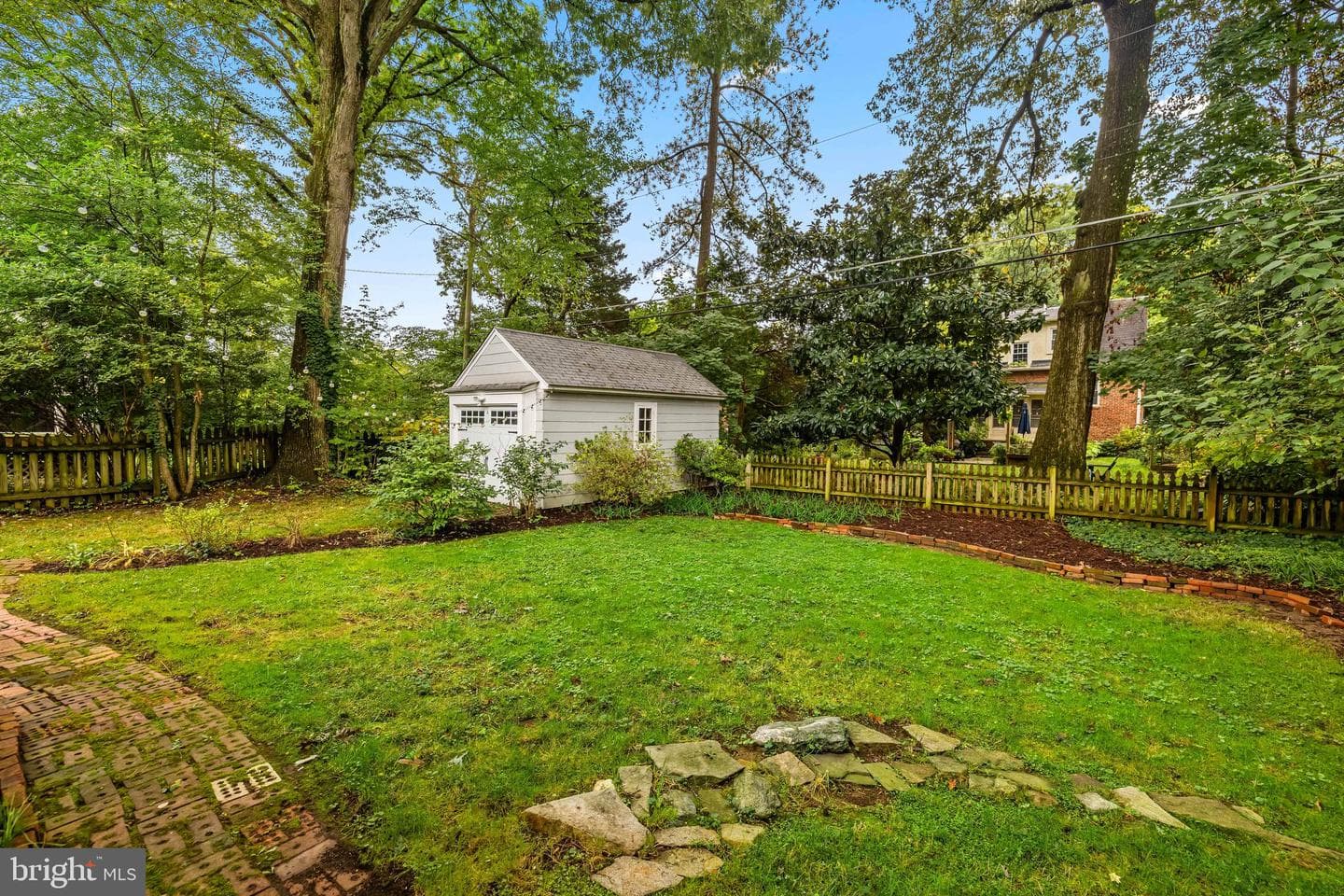 727 Dunkirk Road photo 42