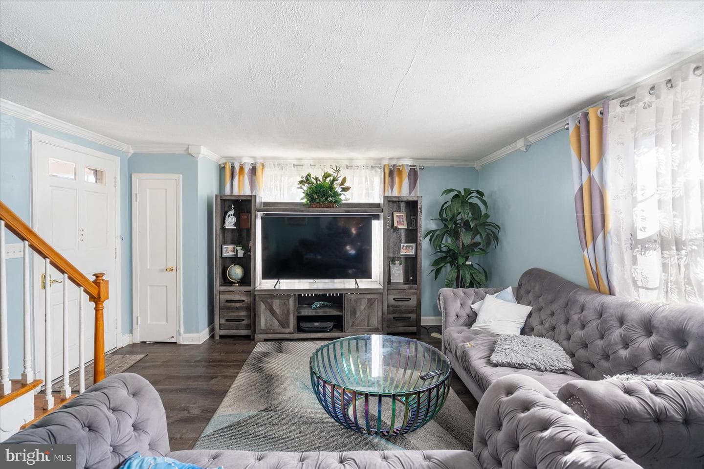 1826 Weyburn Road photo 8