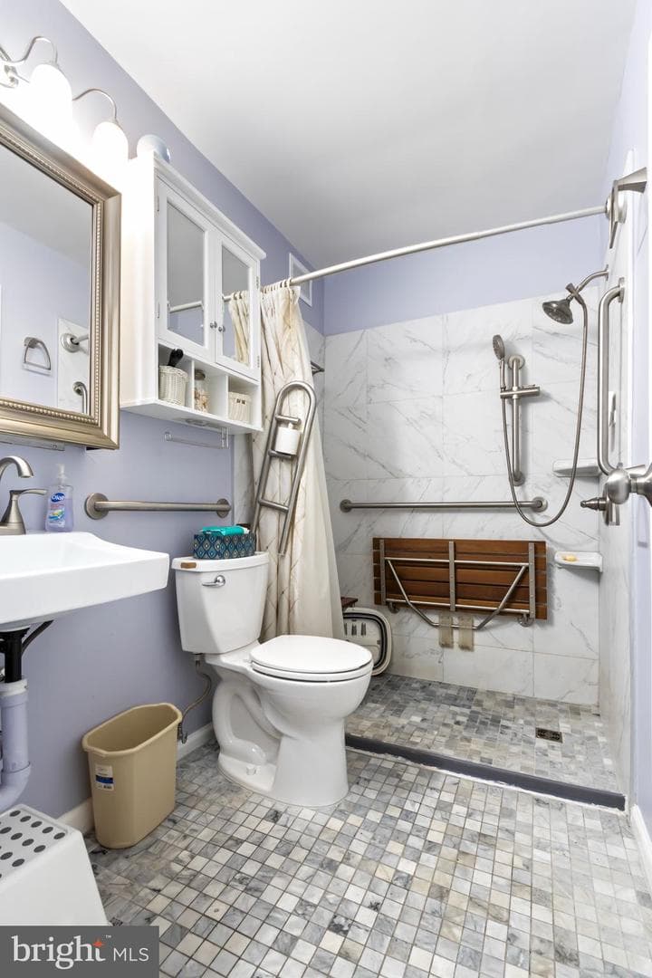 130 Slade Avenue #516 photo 6