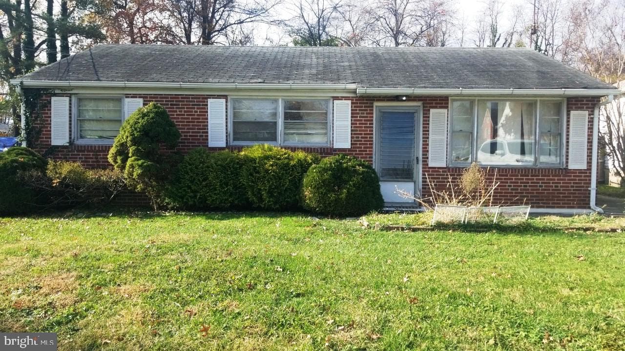 443 Maryland Avenue photo 3