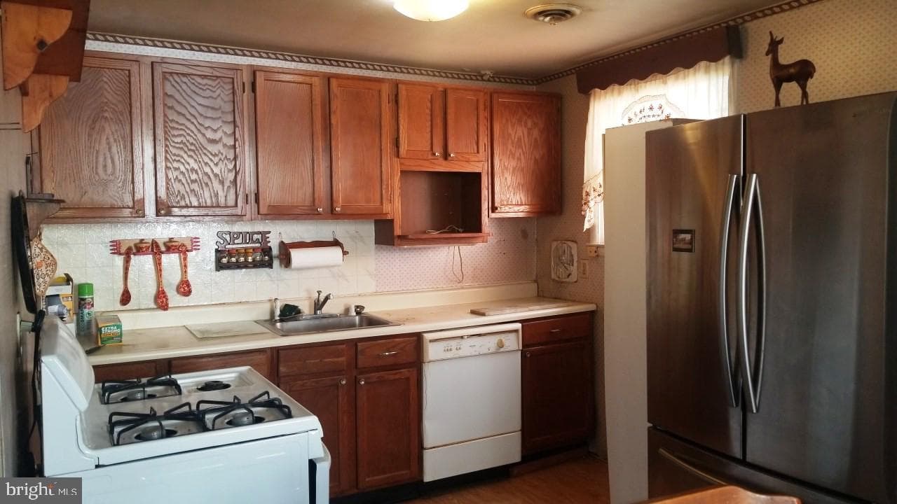 443 Maryland Avenue photo 5