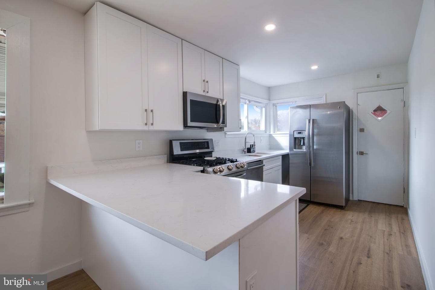 5306 Pembroke Avenue photo 7