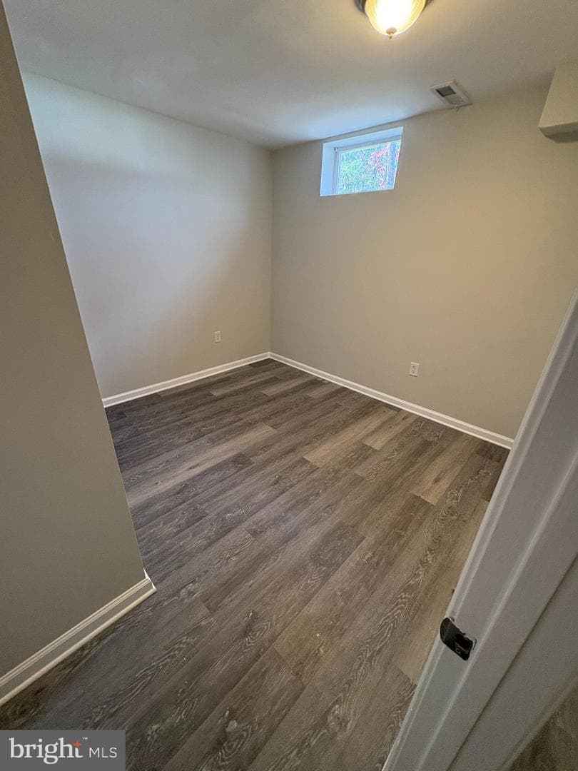 7004 Upper Mills Circle photo 14