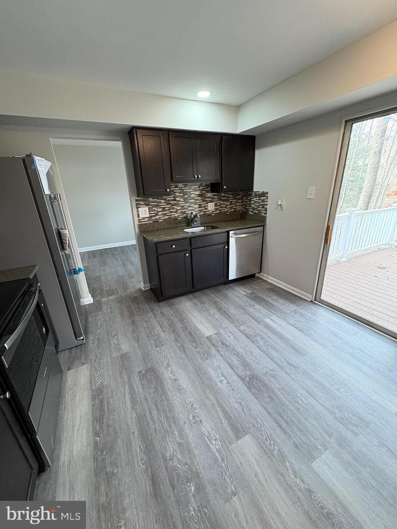 7004 Upper Mills Circle photo 9