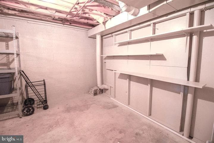 1 Glyer Court photo 9