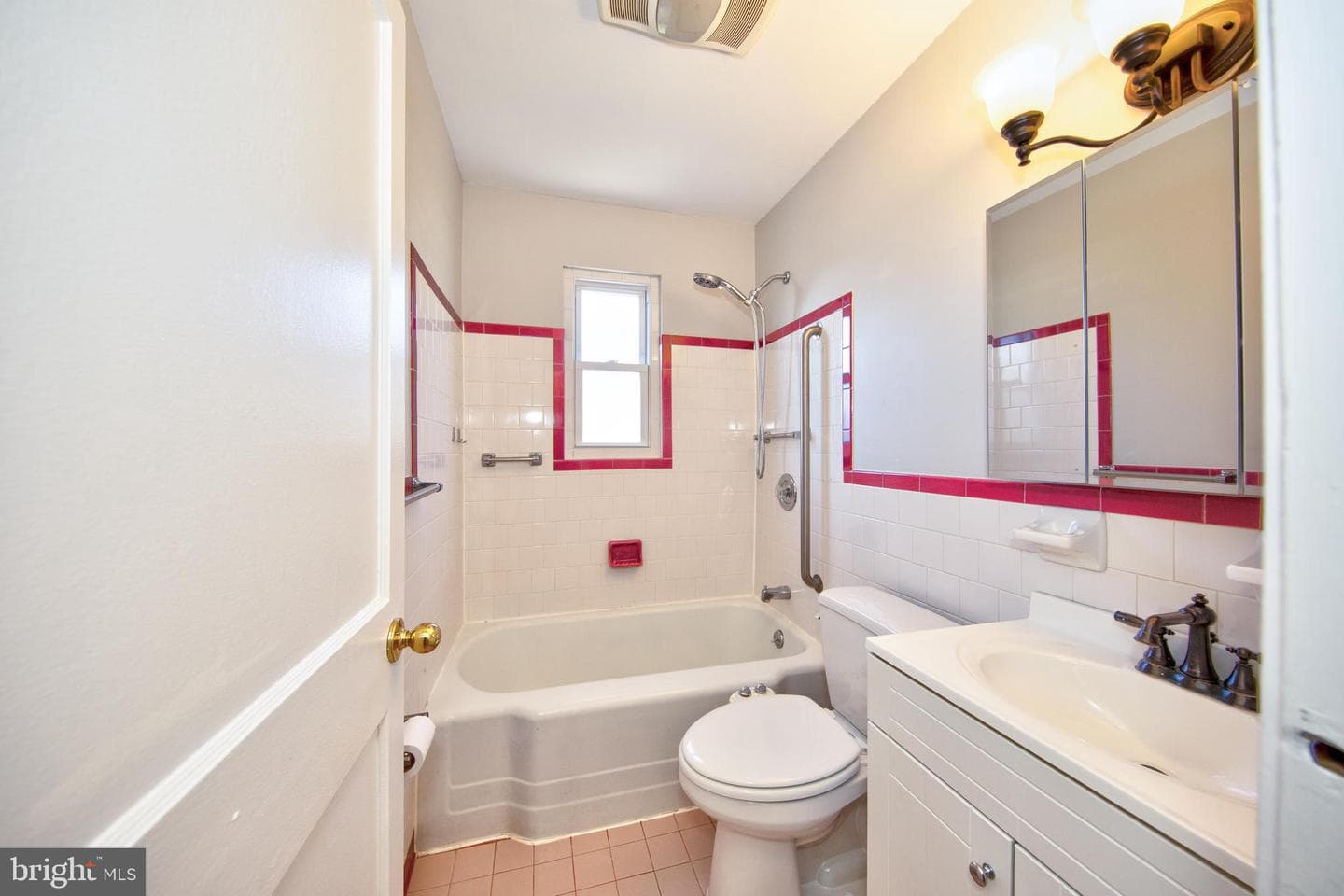 602 Dale Avenue photo 13