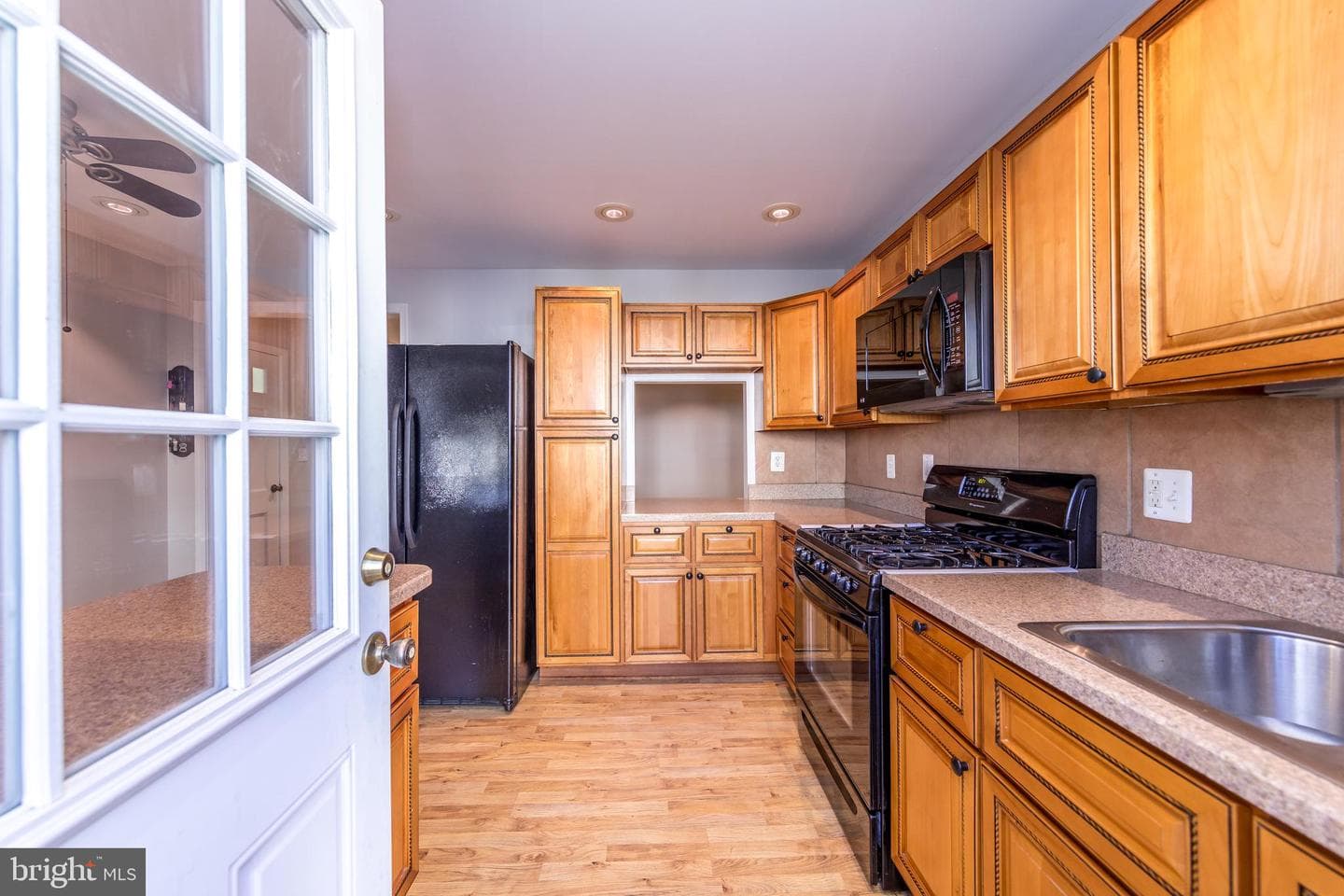 602 Dale Avenue photo 9