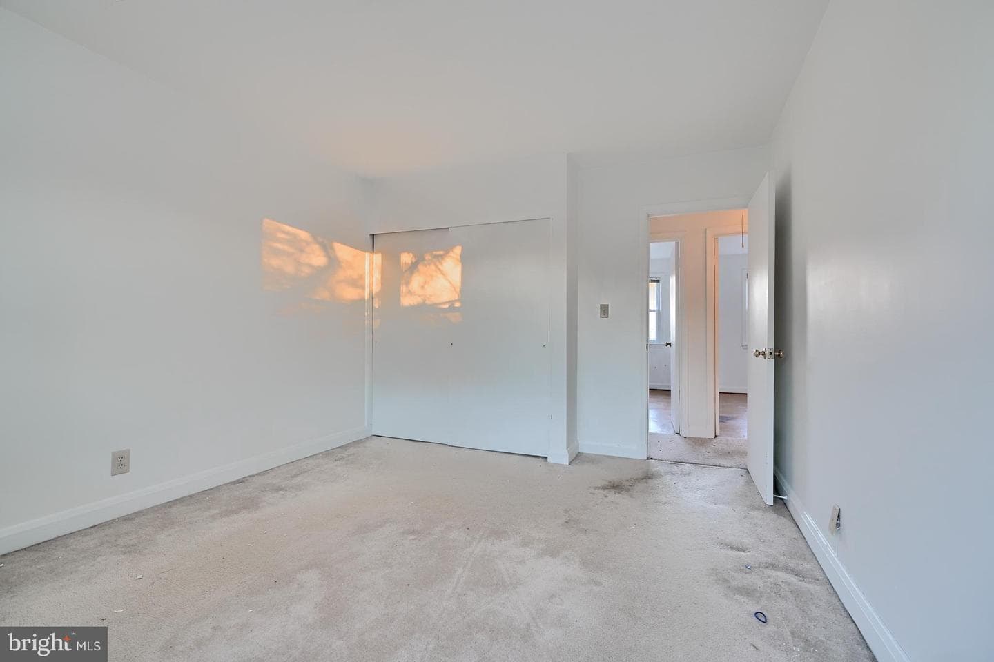 1027 Winsford Road photo 12