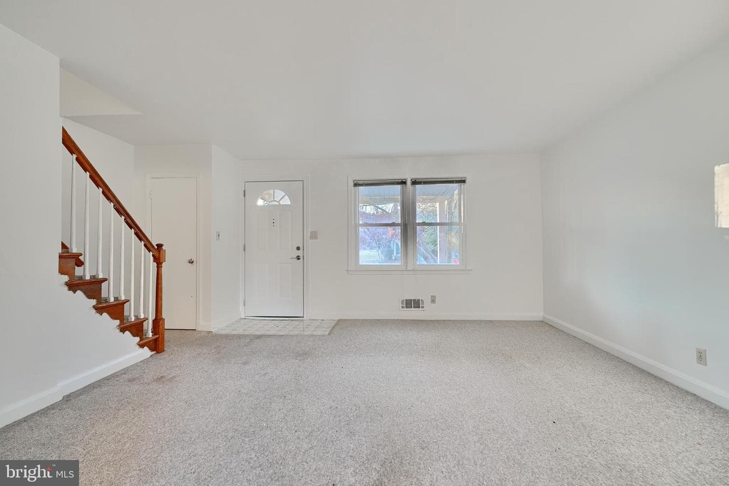 1027 Winsford Road photo 4