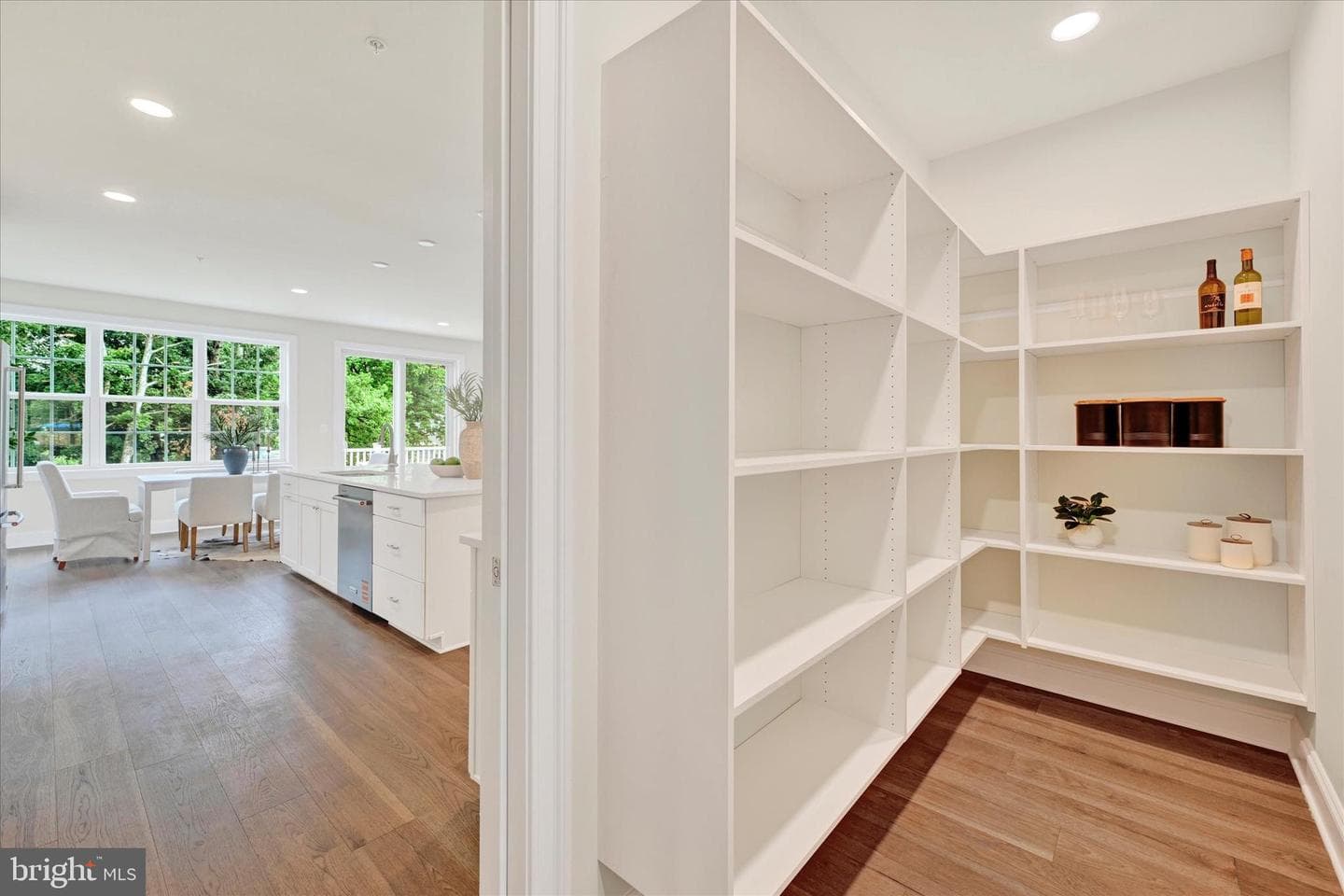 138 Villabrook Way photo 10