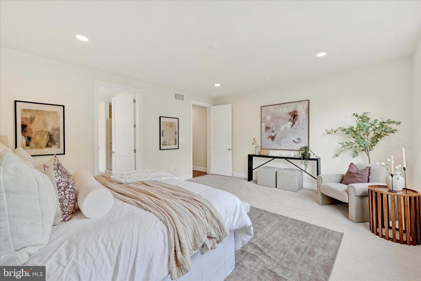 138 Villabrook Way photo 23