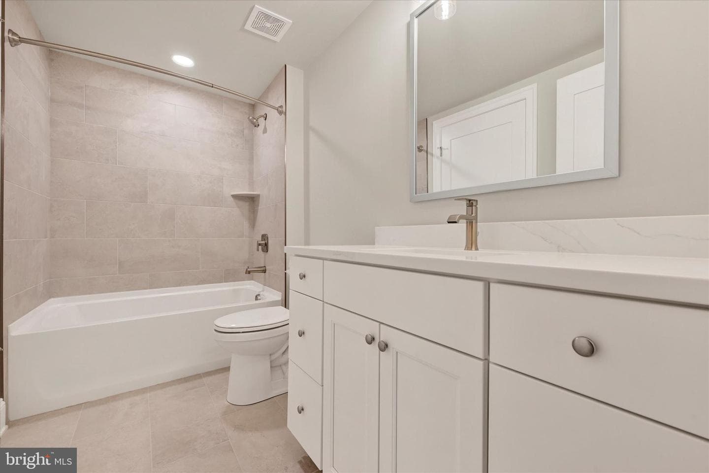 138 Villabrook Way photo 39