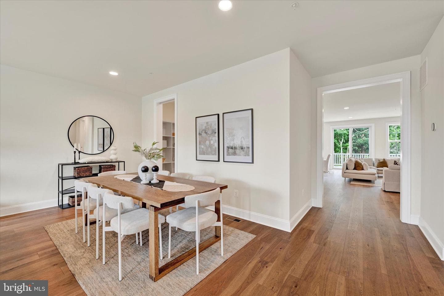 138 Villabrook Way photo 8