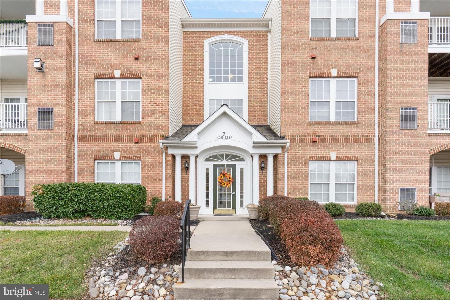 5217 Glenthorne #5217 photo 2