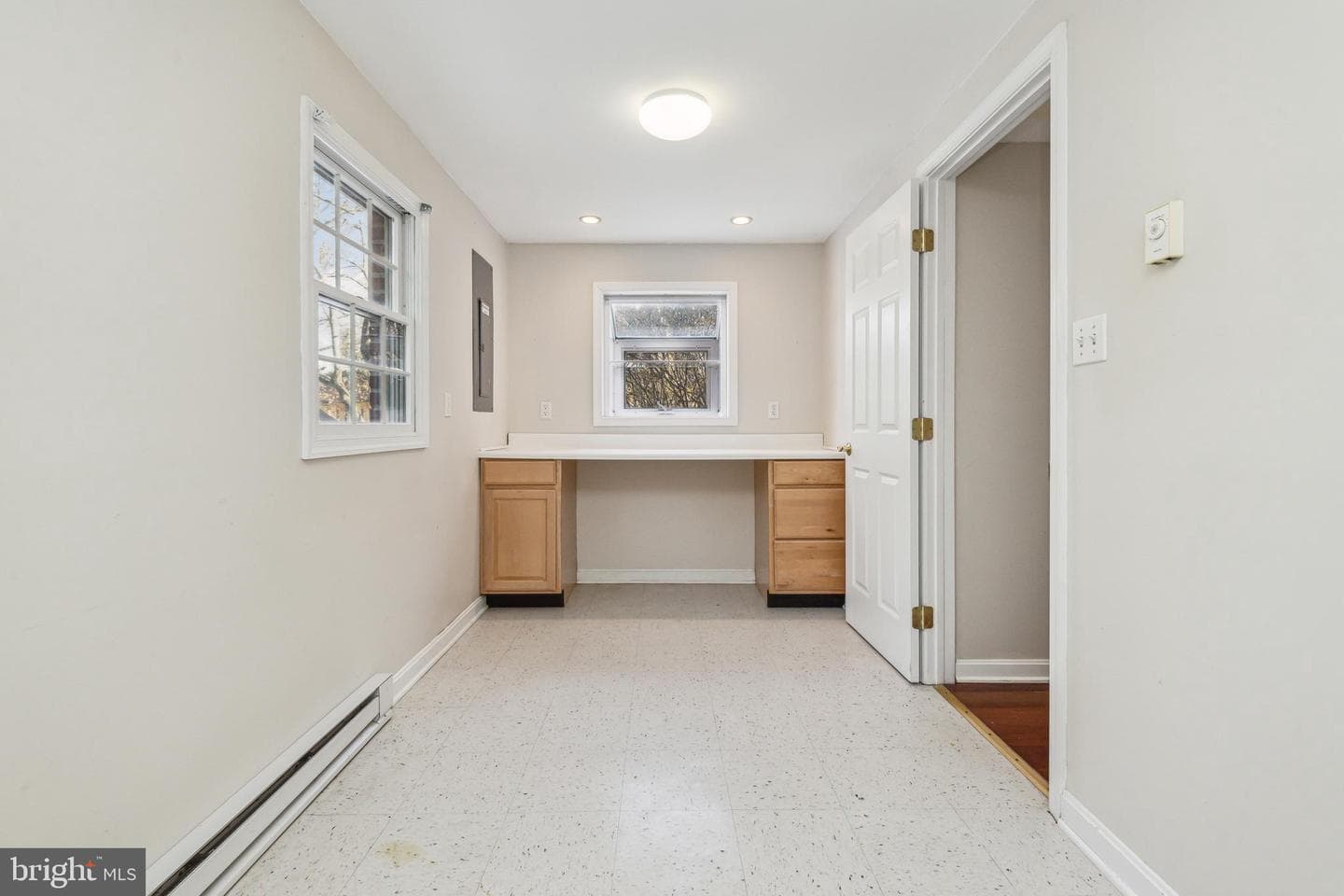 514 Yarmouth Road photo 29