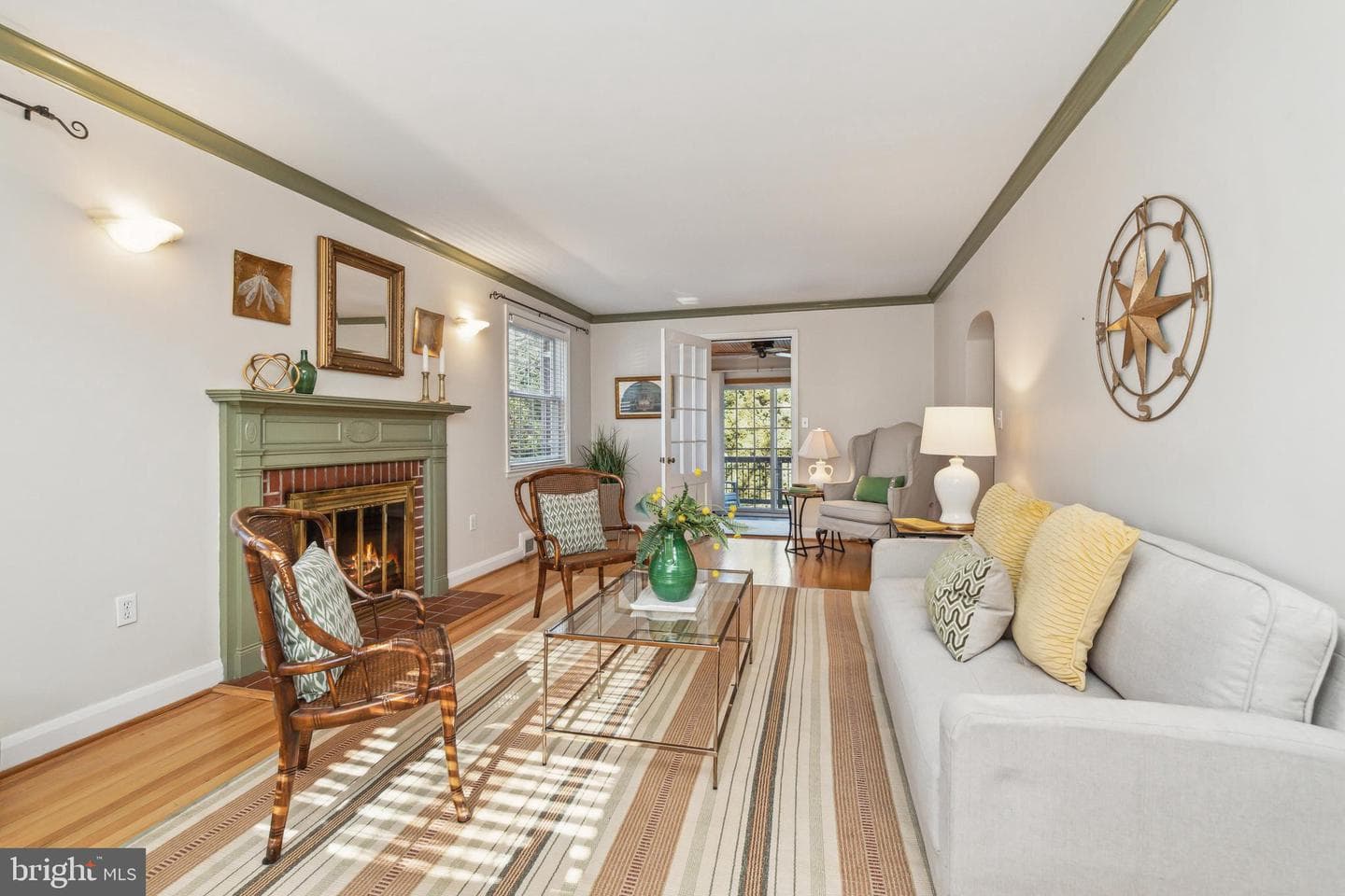 514 Yarmouth Road photo 3