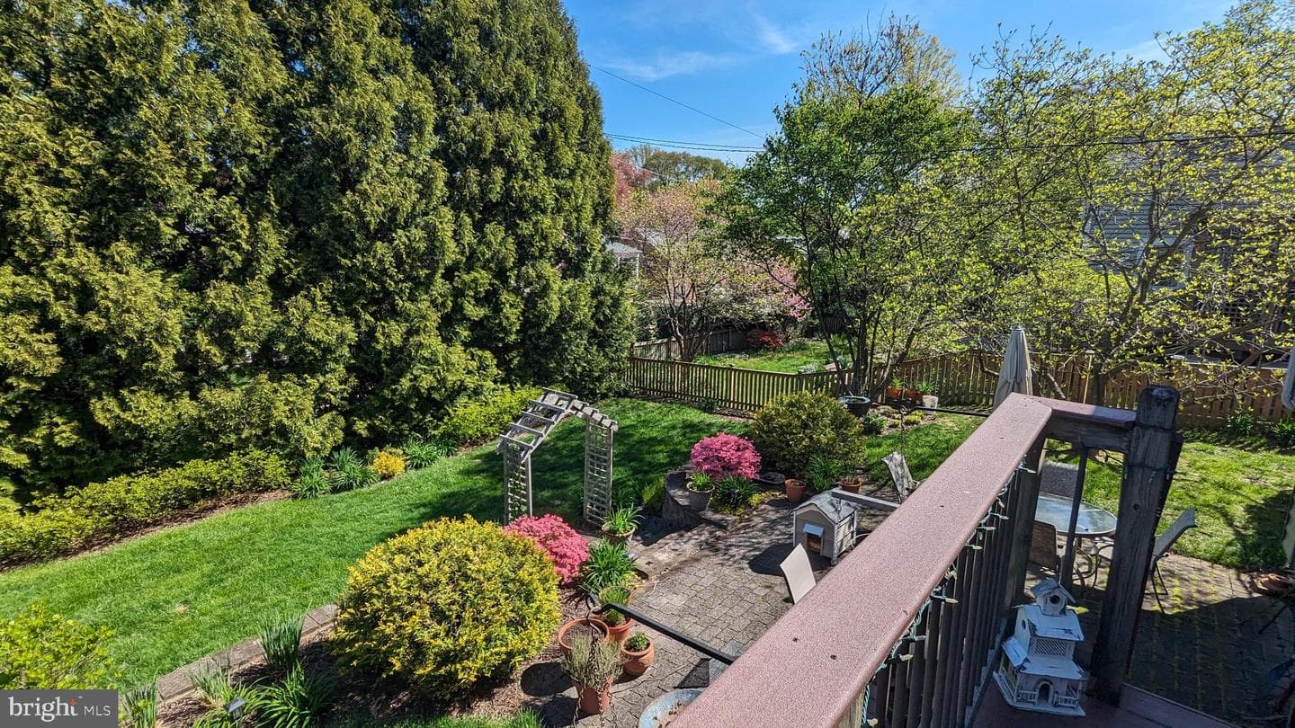 514 Yarmouth Road photo 36