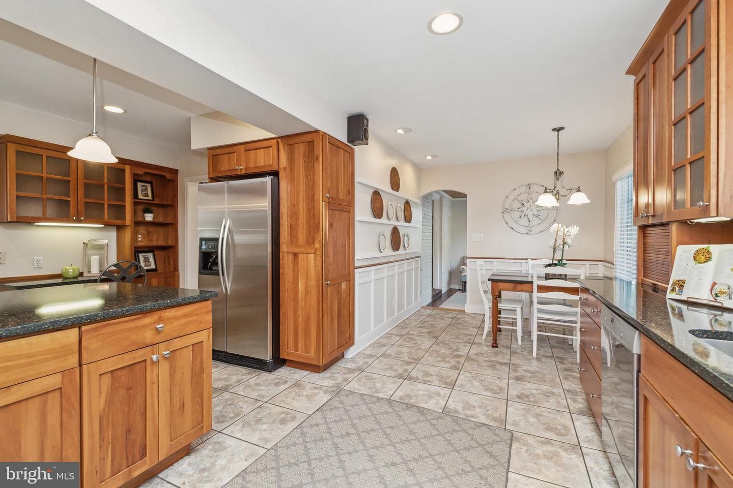 514 Yarmouth Road photo 9