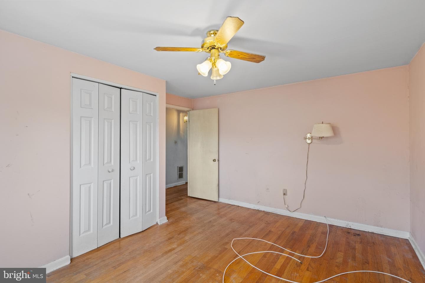 1121 Linden Avenue photo 12