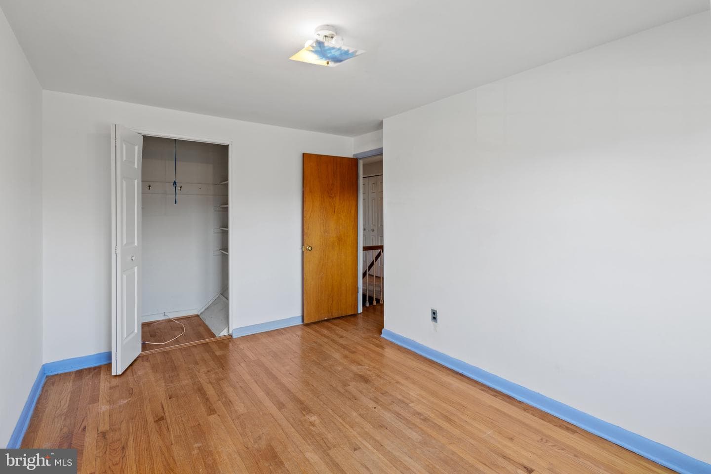 1121 Linden Avenue photo 18