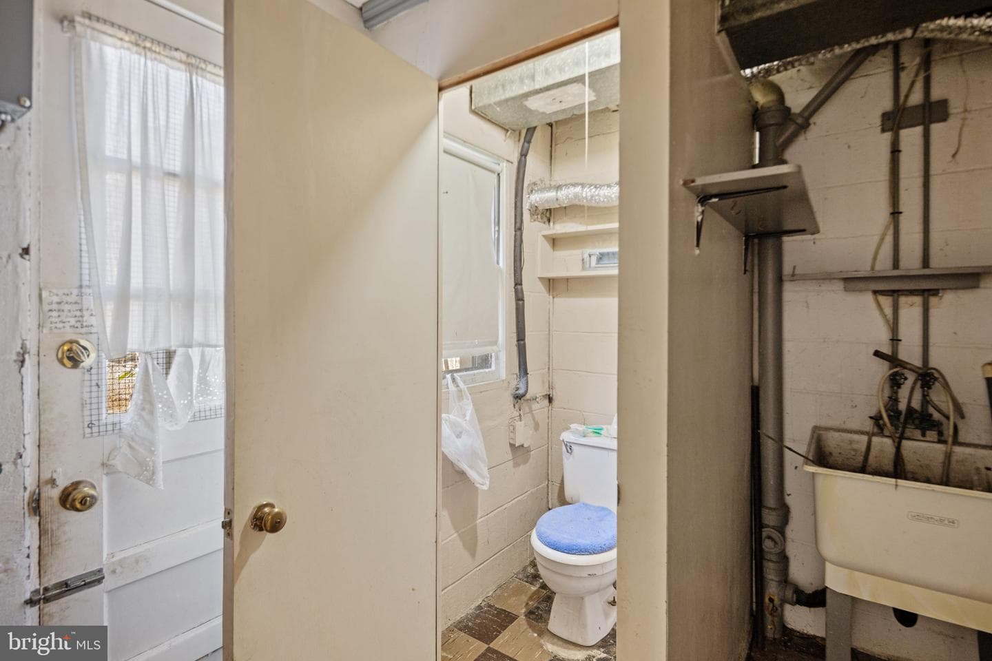 1121 Linden Avenue photo 24