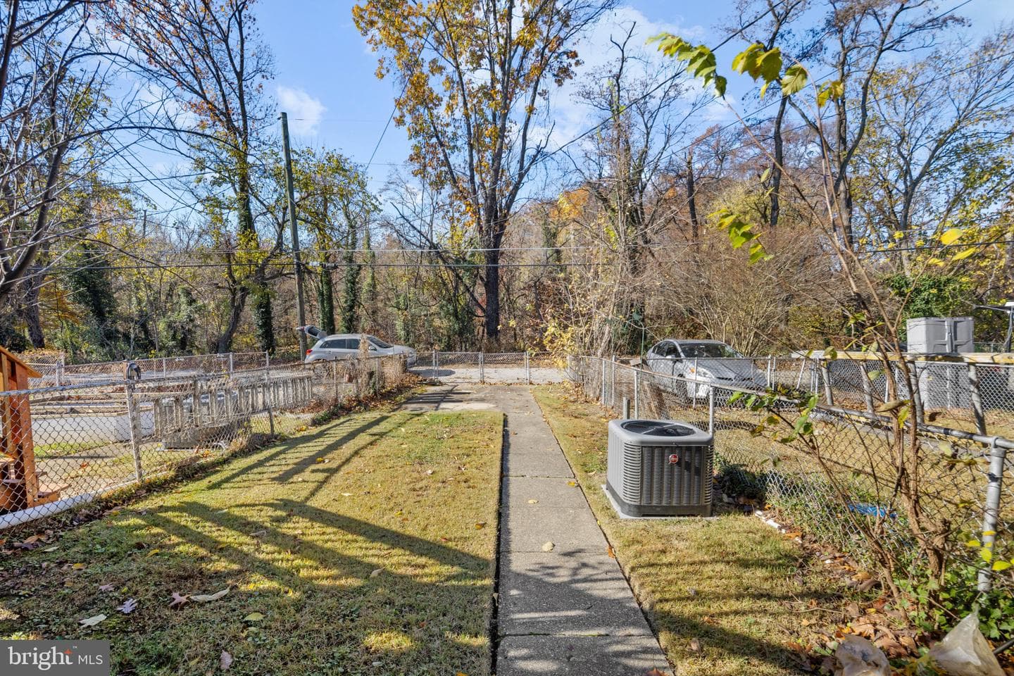 1121 Linden Avenue photo 27