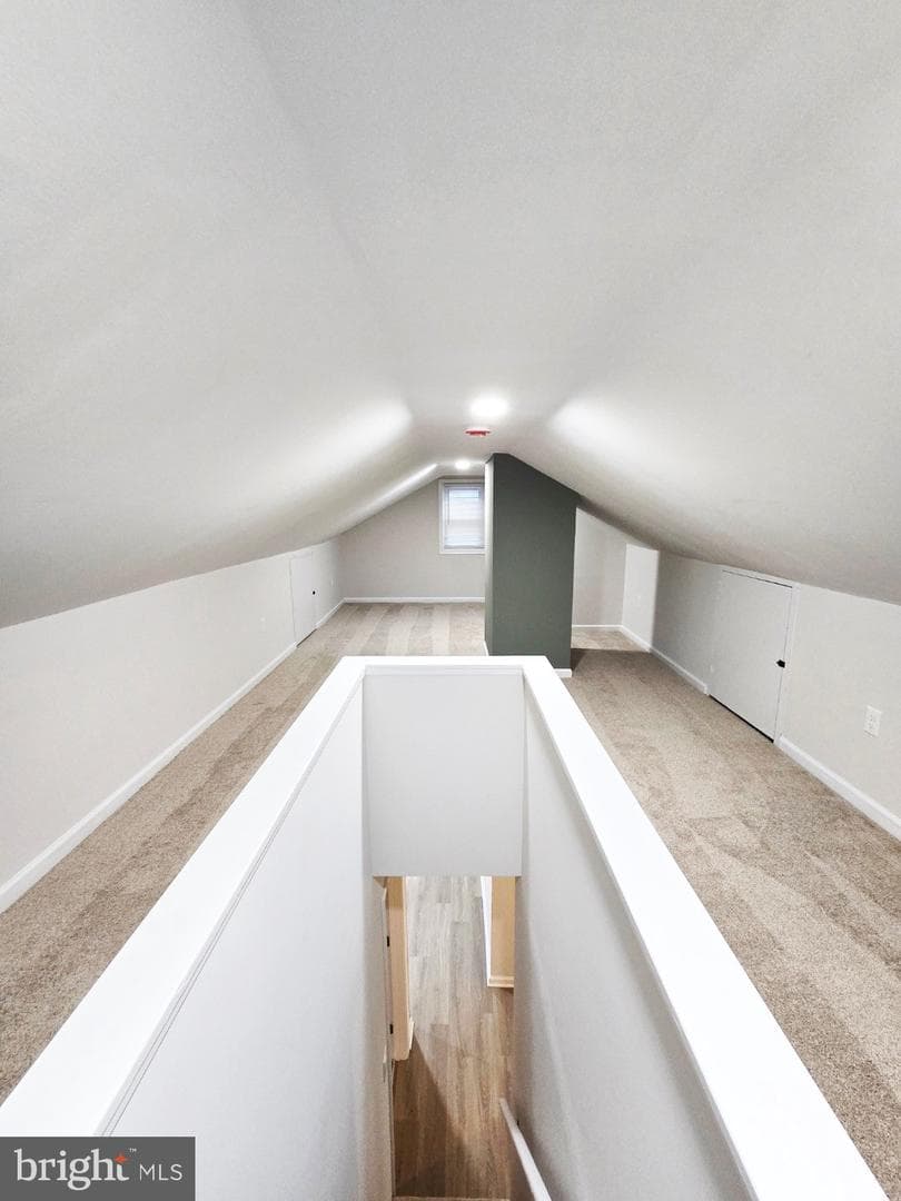 220 Parkwood Road photo 6