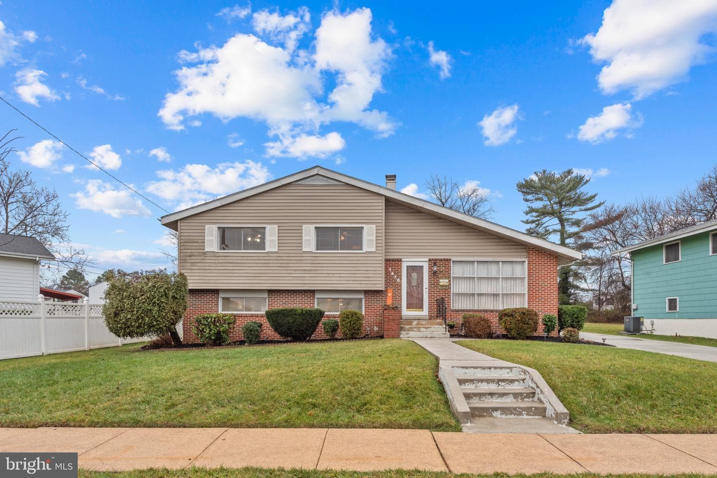 7410 Shirley Road photo 1