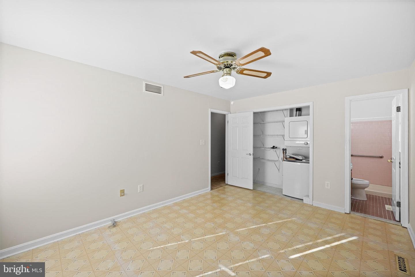 4434 Silver Spring Road photo 16