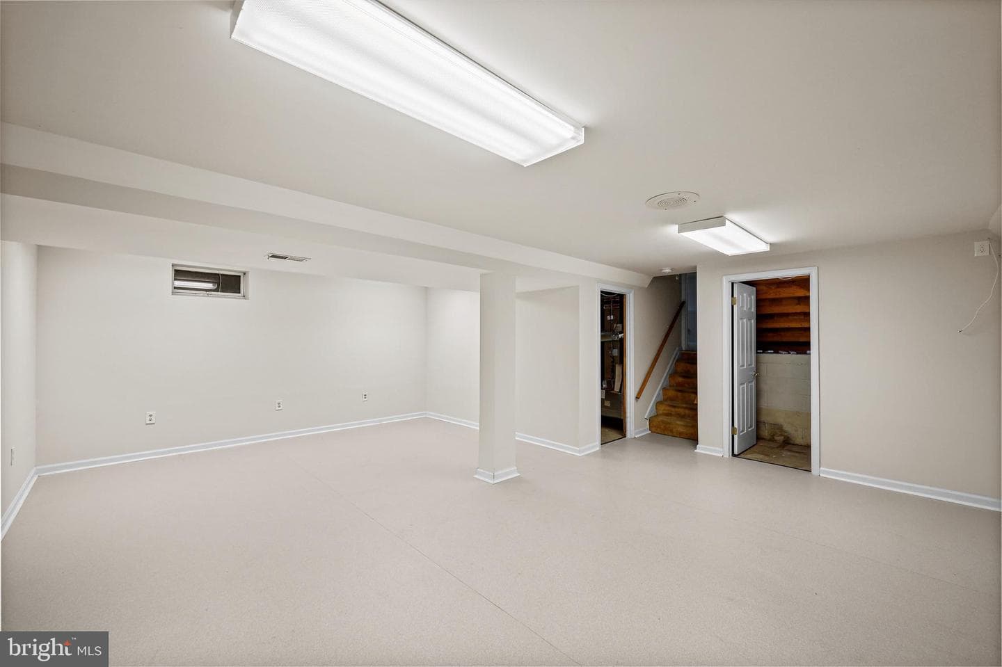 4434 Silver Spring Road photo 27