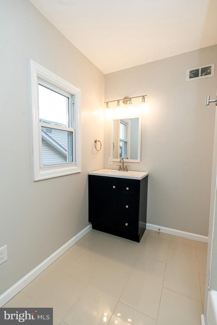 7204 Woodrow Avenue photo 22