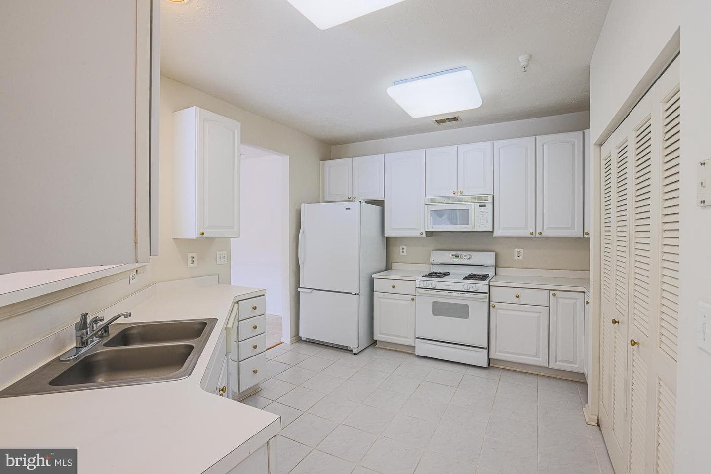 4824 Brightleaf Court #4824 photo 14