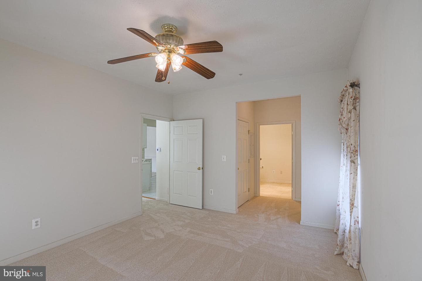 4824 Brightleaf Court #4824 photo 20