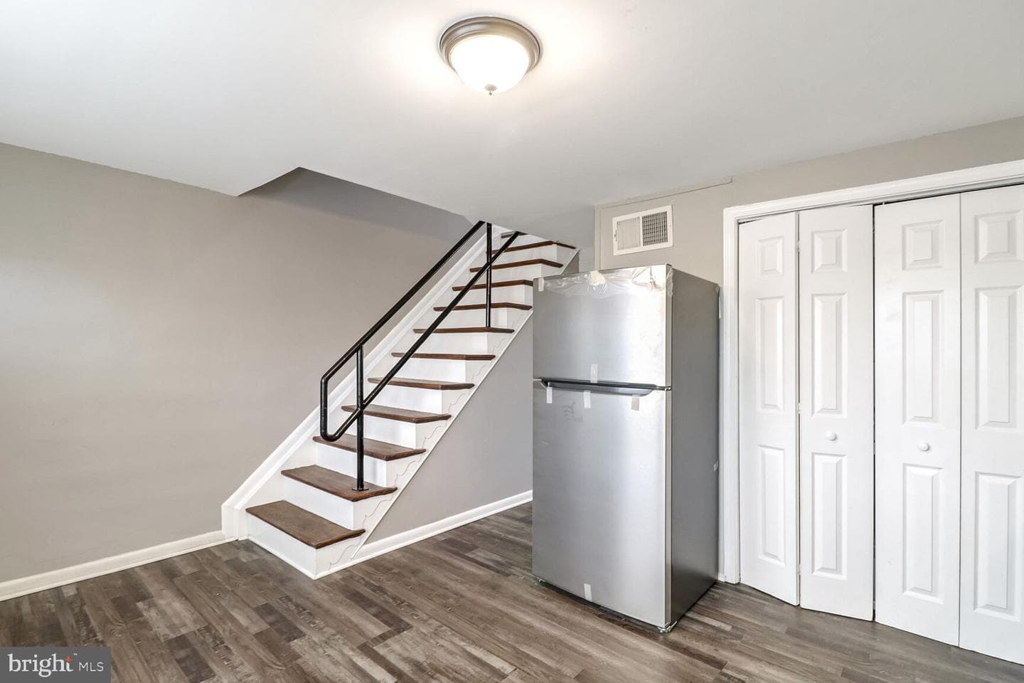 3176 Shiloh Court photo 4