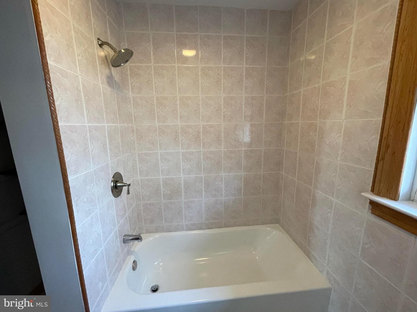 9828 Magledt Road photo 25