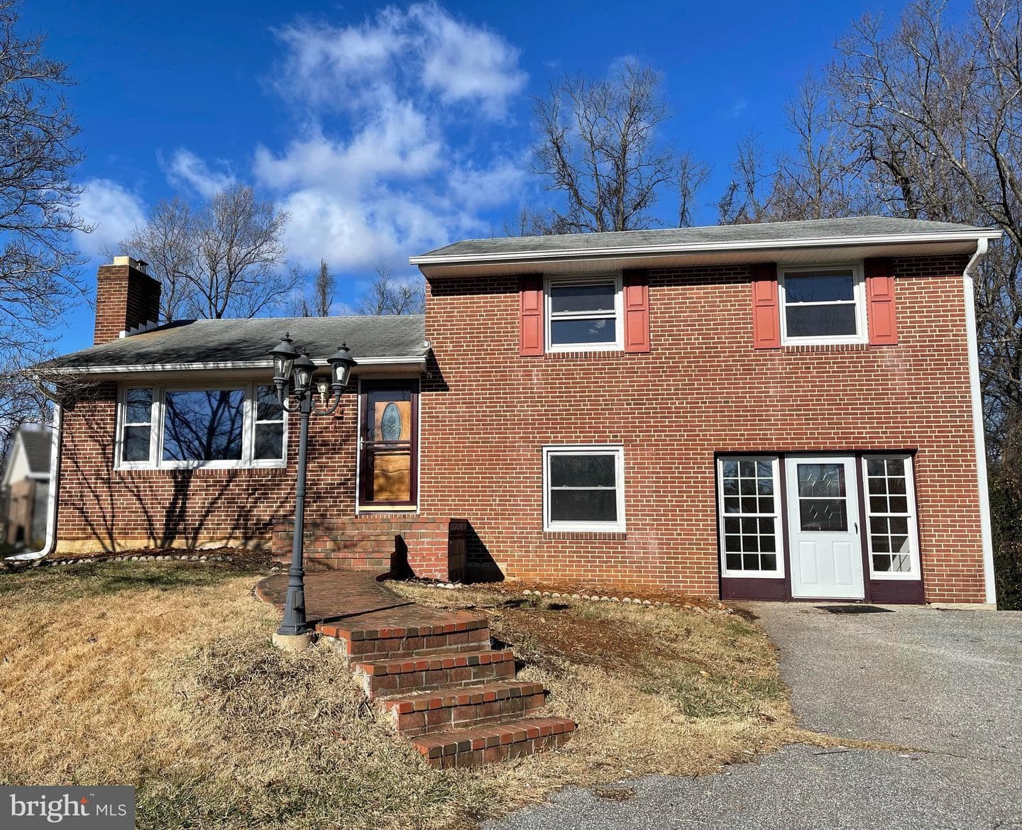 9828 Magledt Road photo 5