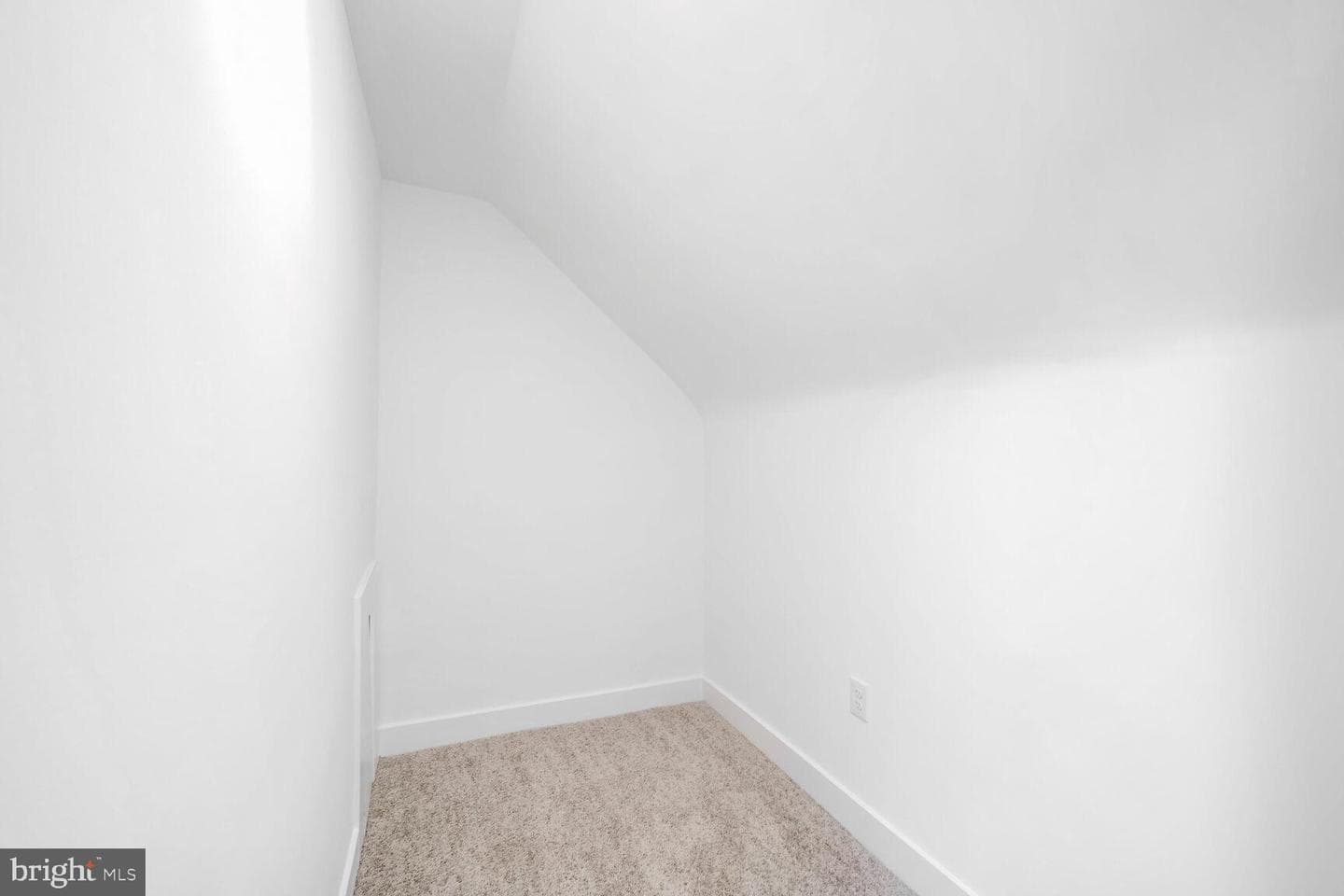 9602 9th Avenue photo 20