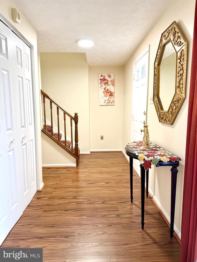 9 Hickory Ridge Court photo 2