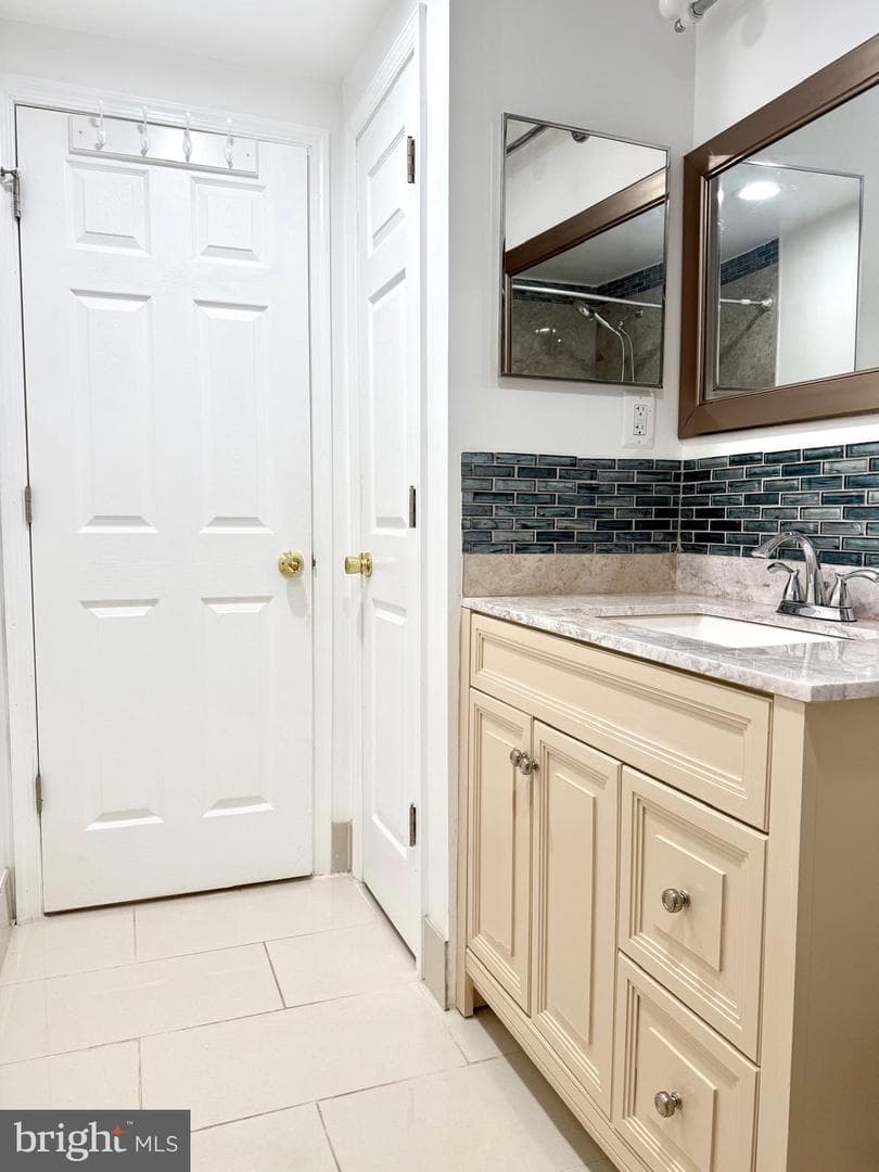 9 Hickory Ridge Court photo 40